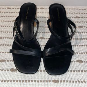 Tommy Hilfiger Twolinda Strappy Slide Sandal